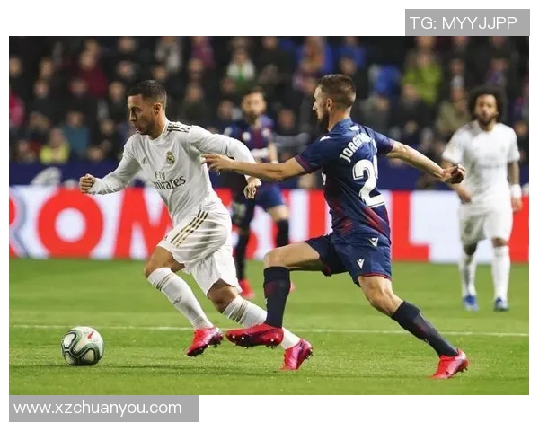 足球球星如何在健身房打造强健体魄提升竞技状态揭秘